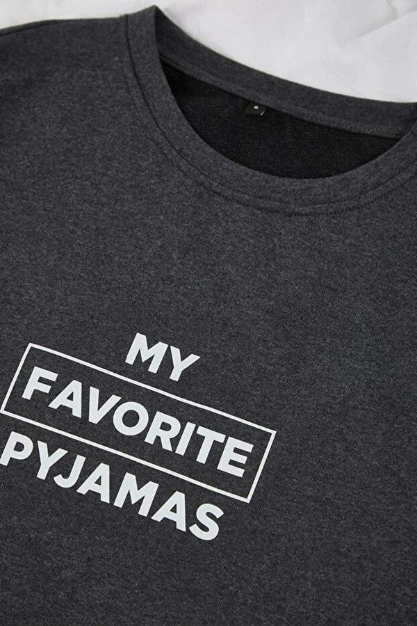 WOVCOR 2-Piece Regular Slogan Printed Knit Pajama Set