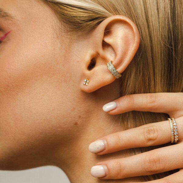 BLOOMTINE Enchanting Flutterfly™ Solid Gold Diamond Butterfly Studs
