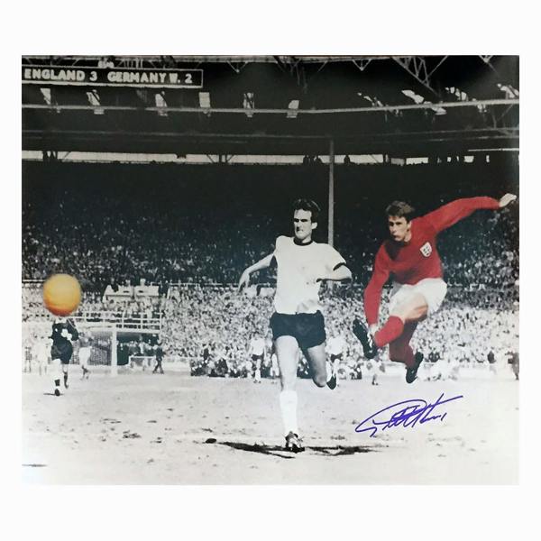 Sir Geoff Hurst signed England 1966 World Cup Final photo — Unframed