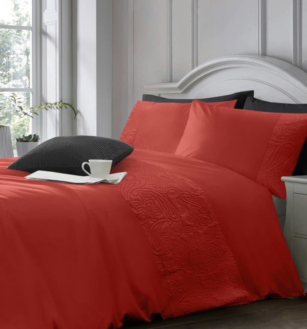 Intimates Pinsonic Geometric Design Duvet Cover & Pillowcase Set, Luxury Modern Bedding, Easy-Care & Wrinkle-Resistant
