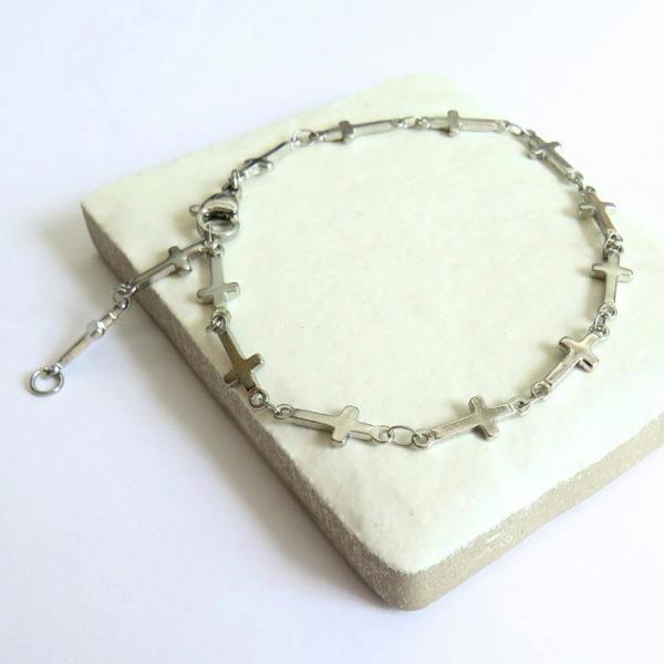 Aye Do Gifts Cross Chain Silver Bracelet