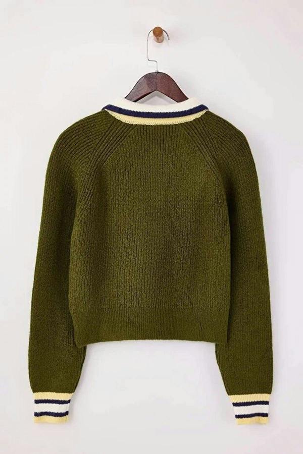 WOVCOR Soft Textured Color Block Knit Sweater