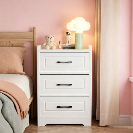 Havendro 3 Drawer Bedside Cabinet, White Chest Table, Solid Wood Bedroom Furniture