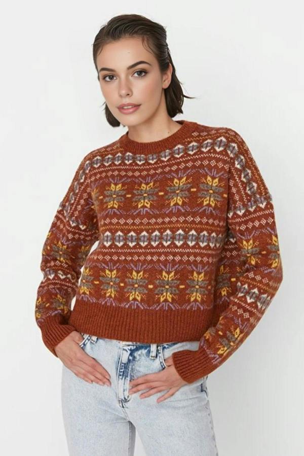 WOVCOR Soft-Textured Patterned Oversize Knit Sweater
