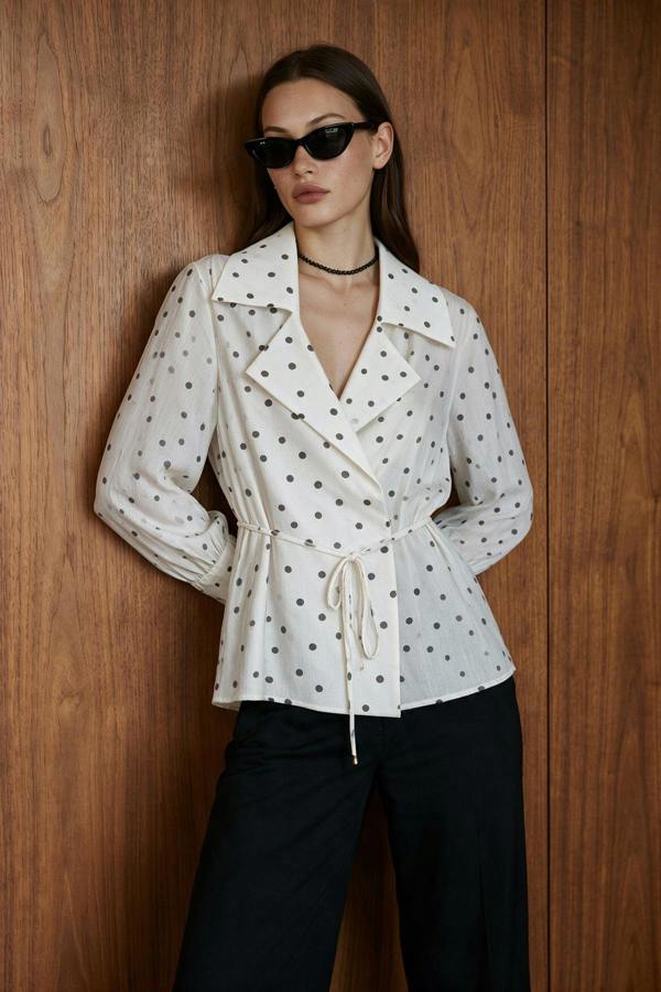 Long Sleeve Collared Lightweight Jacket