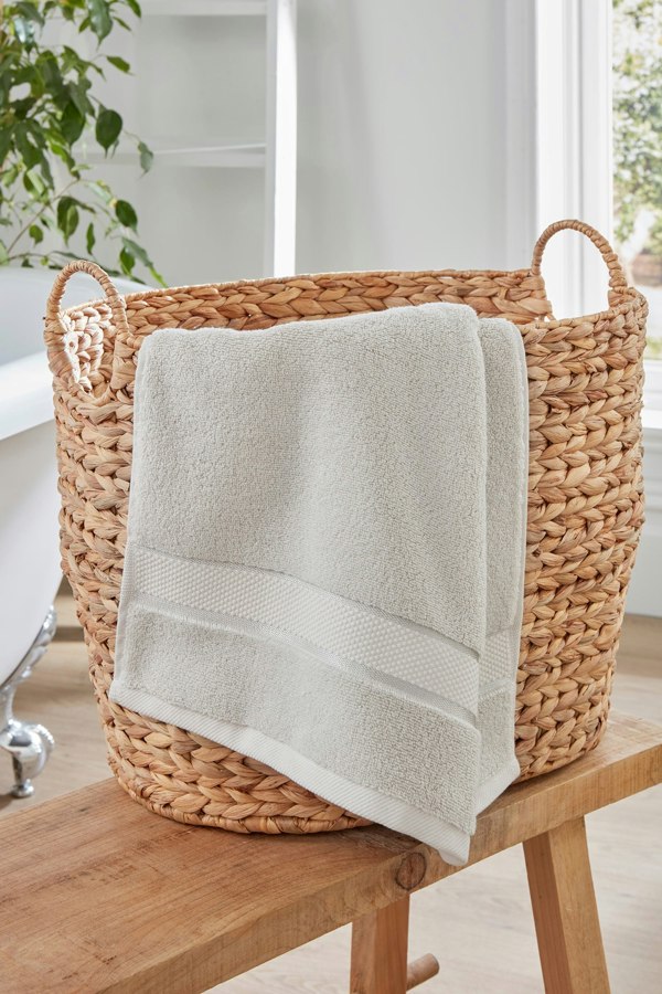 Pretty You London Bamboo Hand Towel