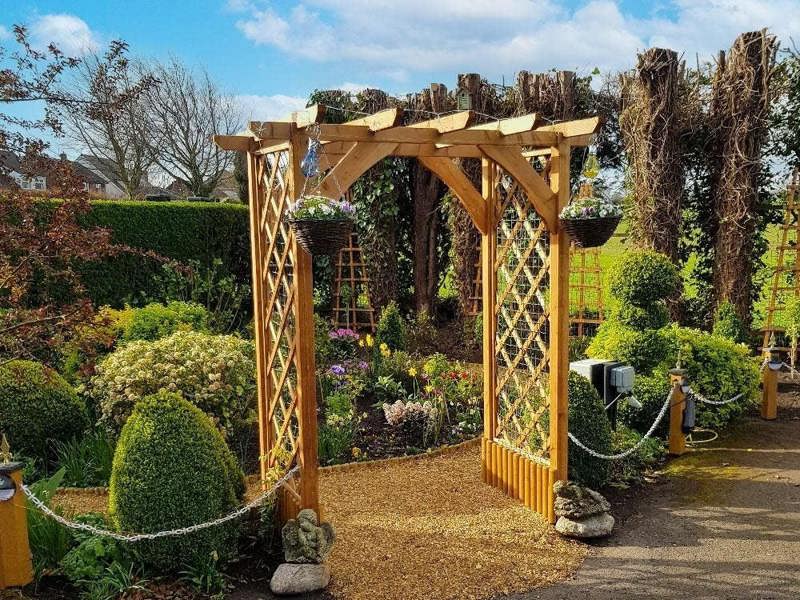 Dunster House Wooden Corner Pergola Arch with Trellis Lattice 1.8m x 1.4m Jasmine