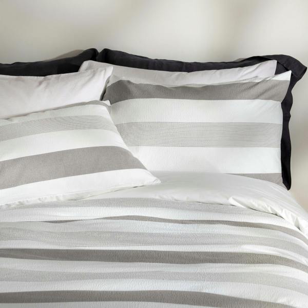 Soak&Sleep White/Grey Multi Seersucker Stripe Duvet Cover