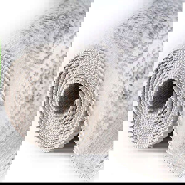 Living Room Rug Vintage Design In Cream