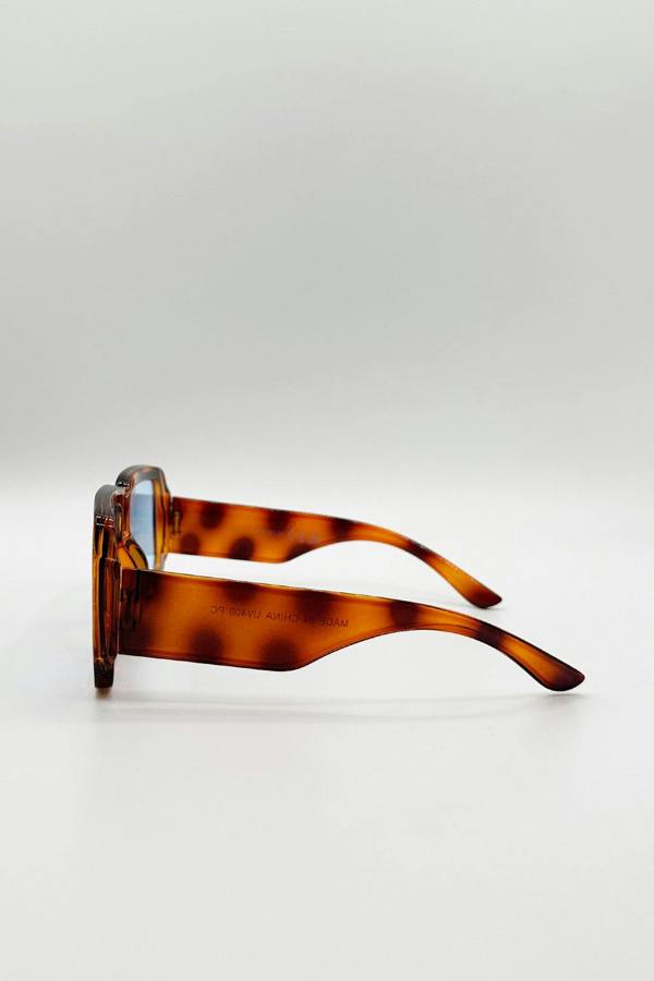 Oversized Square Frame Sunglasses In Brown Stripe - svnx