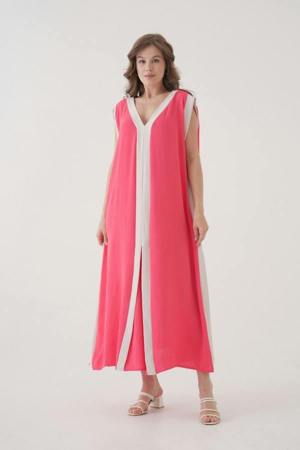 Hoxton Gal Oversized Sleeveless V-Neck Colorblock Maxi Dress in Pink and White