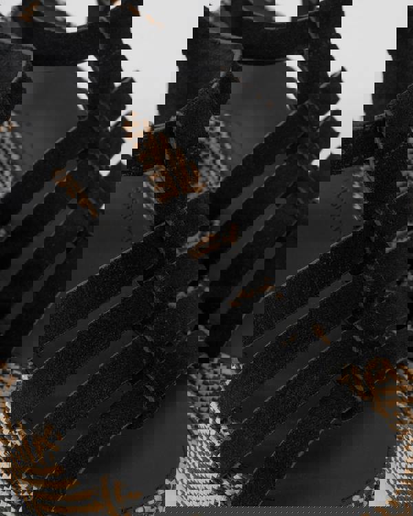 FitFlop Womens PLATFFORMS Graphic-Weave Suede Fisherman Sandals - Black 001