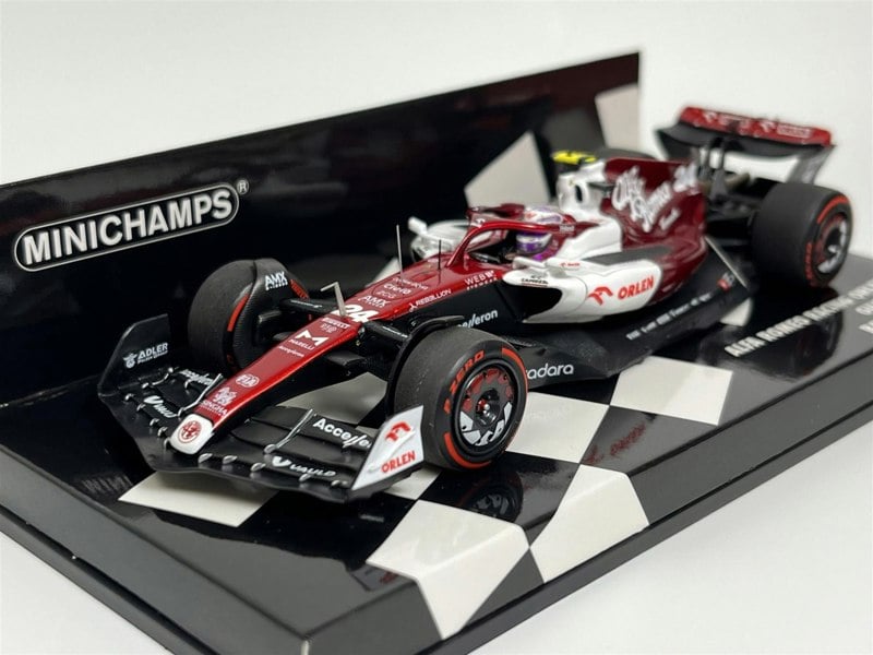 Minichamps Zhou Guanyu Alfa Romeo C42 Bahrain GP 2022 1:43 Scale Minichamps 417220124