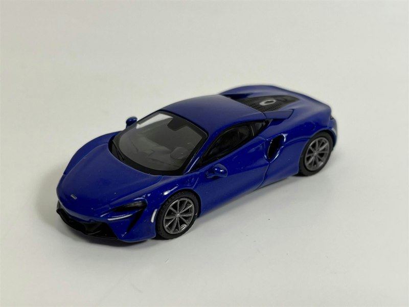 Mini GT McLaren Artura Volcano Blue RHD 1:64 Scale MGT00430R