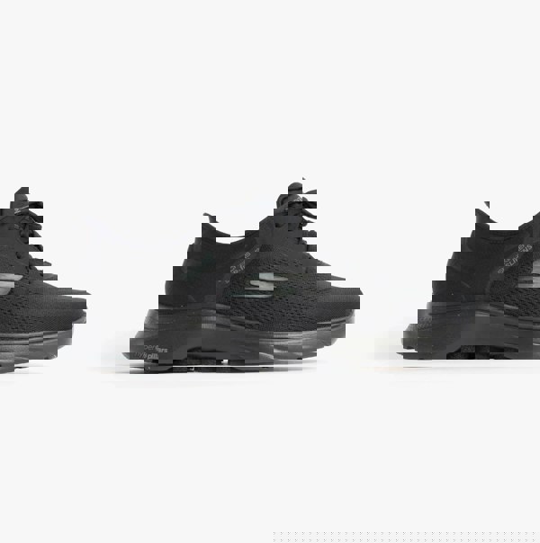 Skechers GO WALK 7 - VALIN Mens Trainers Black