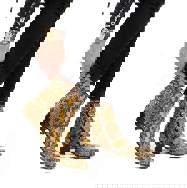 Club Cubano EMMANUEL Mens Snakeprint Leather Cuban Heel Boots Amarillo