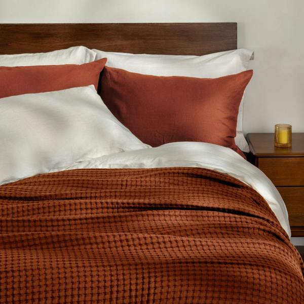 Soak&Sleep Burnt Orange Waffle Cotton Bedspread