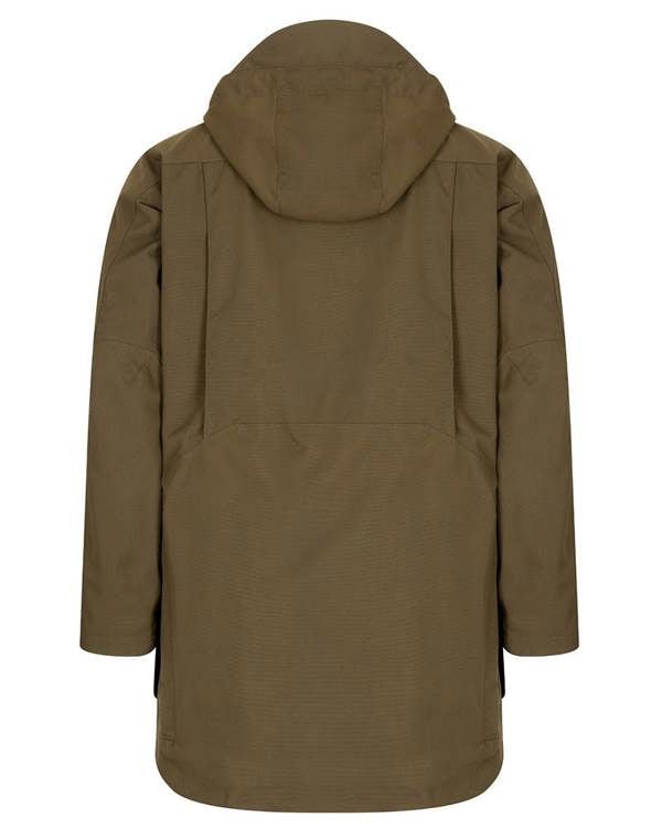Rear view of Ballater jacket showing long cut for full coverage in wet countryside conditions