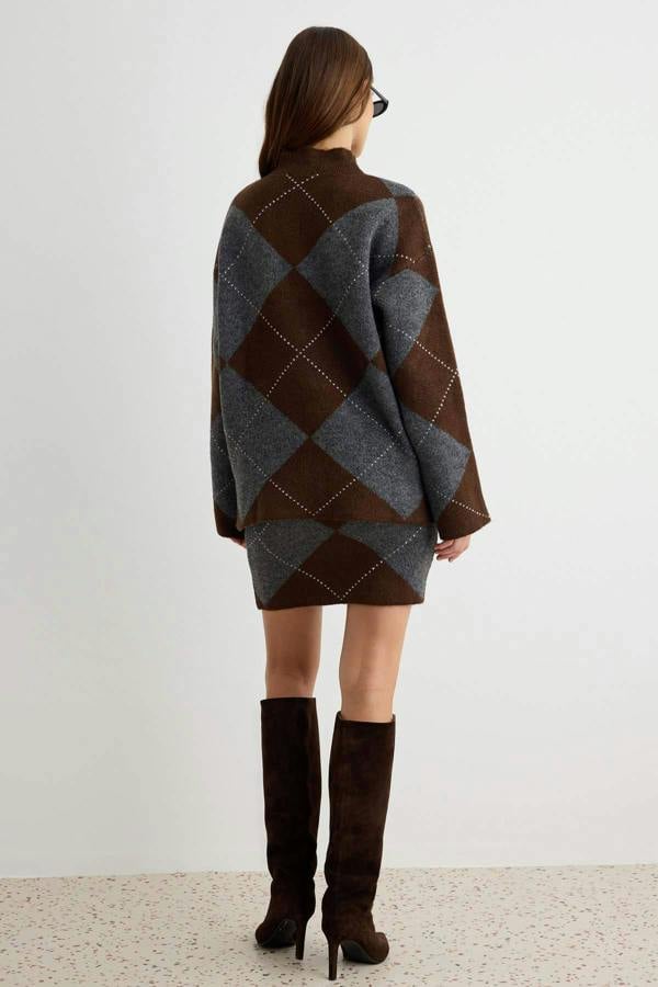 2-Piece High Neck Long Sleeve Cable Knit Jumper and Skirt Co-ord