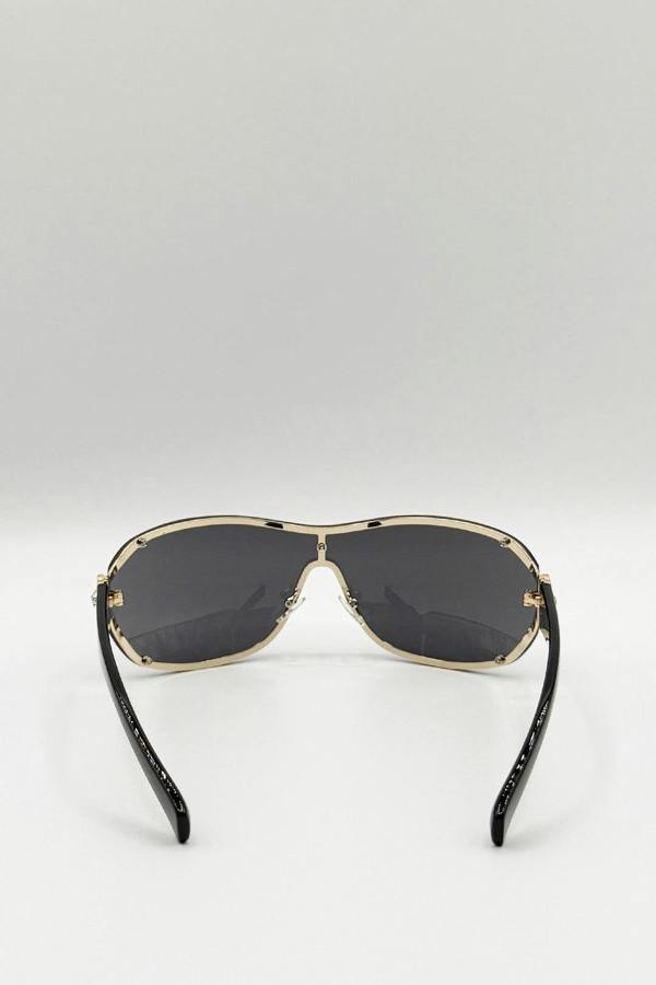 Vintage Rose Wrap Around Sunglasses In Black - svnx