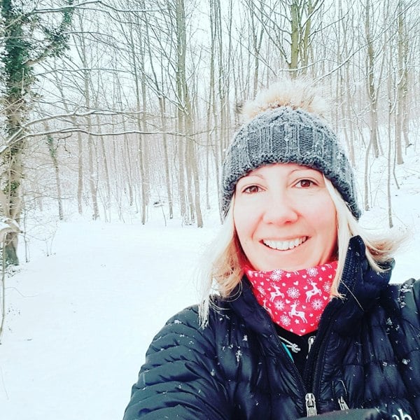 RUFFNEK® Deer Hearts Snood – soft and versatile neck warmer with a heart and deer print. Ideal for winter activities, walks and gifting.