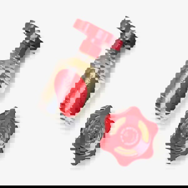 Off-White Beauty Gift Cracker Solution No.4 100ml & Nail Polish