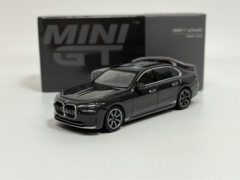 Mini GT BMW i7 xDrive60 Dravit Grey RHD 1:64 Mini GT MGT00818R