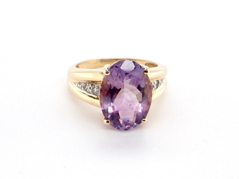 9 carat gold amethyst and diamond dress ring