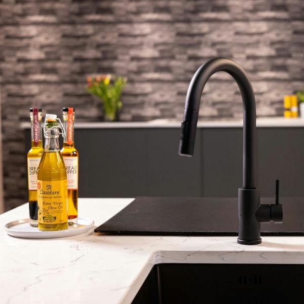 Flode Runda | Kitchen Sink Mixer with Pull out Spray | Matt Black | Square Head
