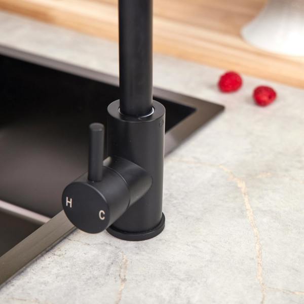 Flode Malaren | Single Lever Kitchen Sink Mixer Tap with Swivel Spout | Swan Neck Design | Matt Black Finish