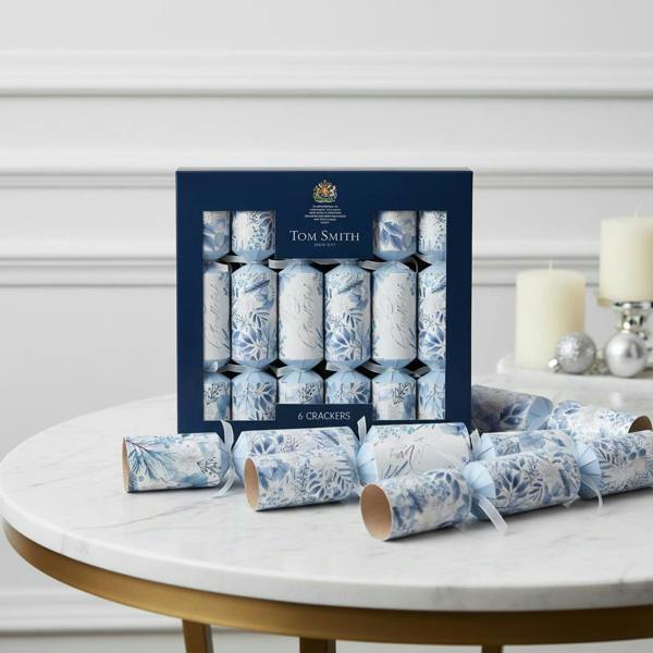 Garden Greatness Set Of 6 Winter Wonderland Tom Smith Christmas Crackers