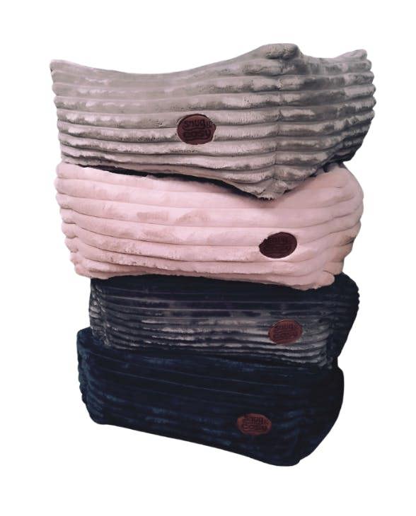 Alaska Faux Fur Dog Bed - UK Made - Dog Beds for dogs Snug and Cosy Pets