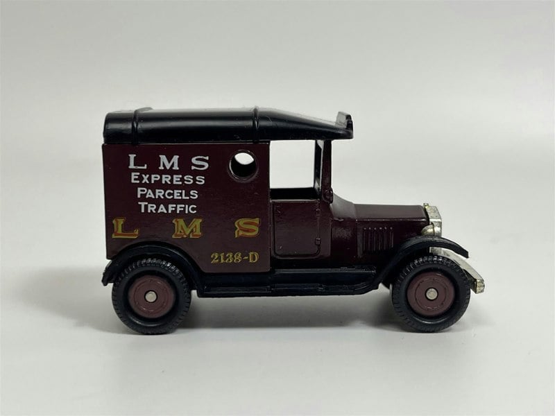 Corgi Ford Model T Van LMS Express Parcels The Village Collection Cameo From Corgi CAM6D S4
