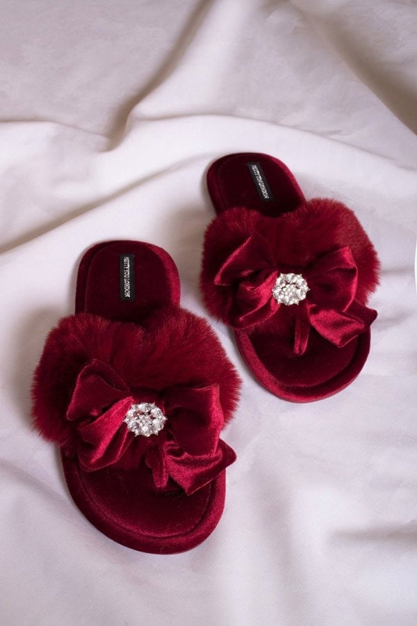 Amelie in RedSlippers