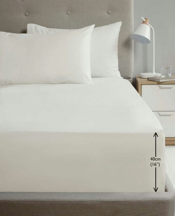 HomeSpace Direct Percale Extra Deep 16" Fitted Sheet