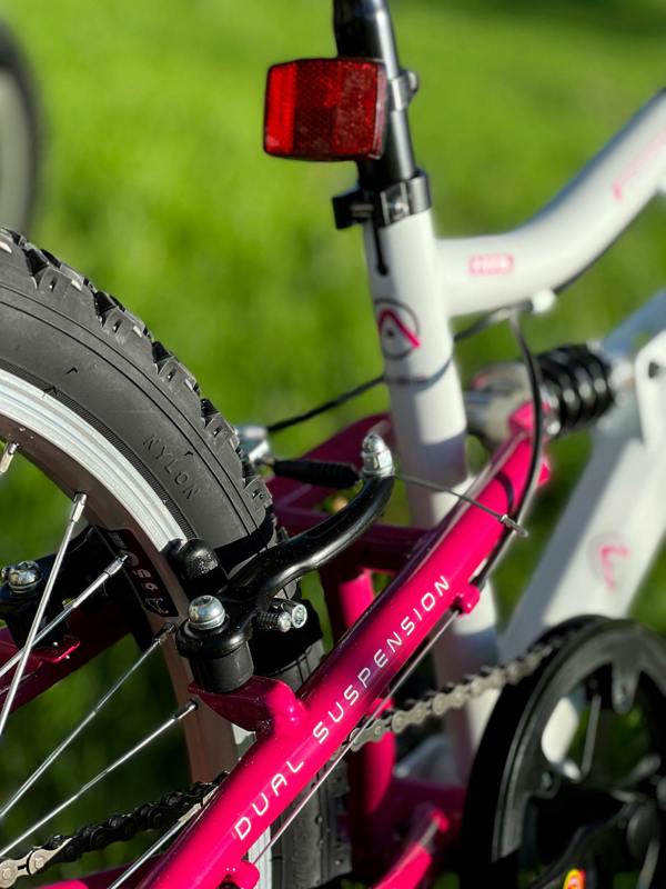 Basis Bikes Basis Princess 20" Girls Full Suspension Mountain Bike - White/Pink