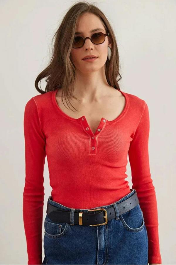 Hoxton Gal Button Placket Ribbed Blouse