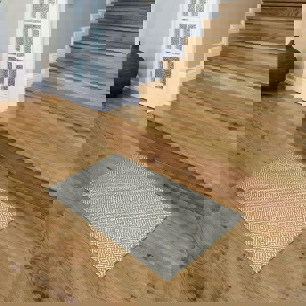 Diamond Design Washable Rug | Multi-Purpose | The Rugs