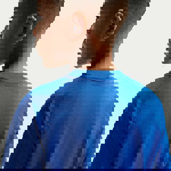 09b11533cf2b6a07bed518f06f6c3bb3