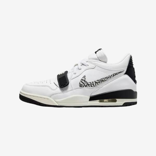 Nike CD7069-110 Sneakers   in  White