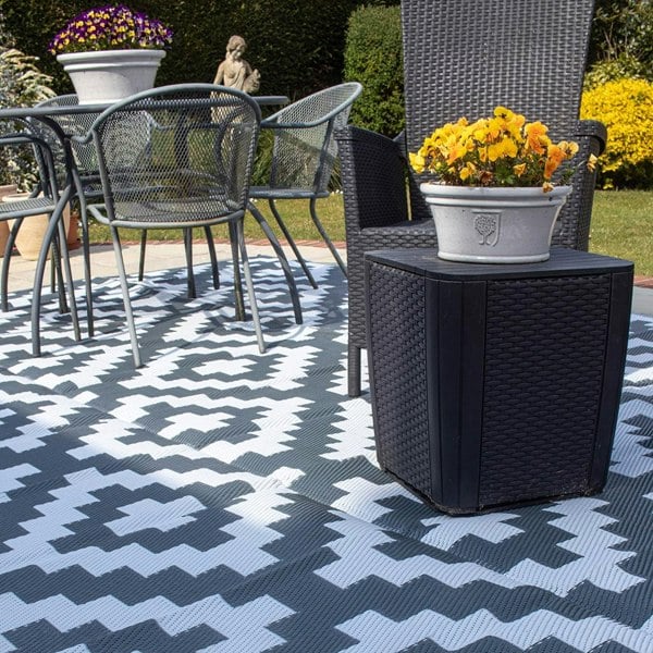 Valiant Outdoor Rug