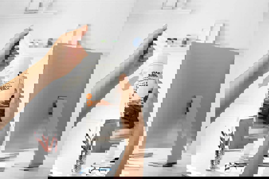 Durable SUPERCLEAN Anti-Static Biodegradable Tech Cleaning Wipes | Tub of 100