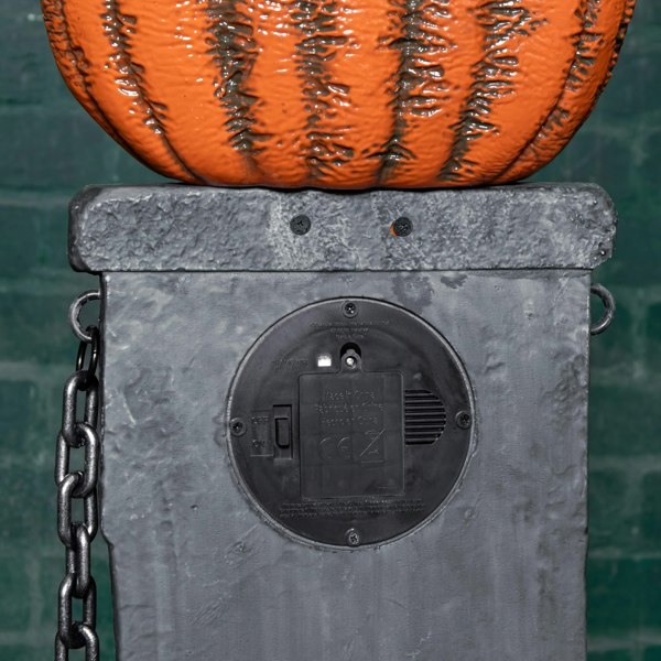 Samuel Alexander Pack of 2: 97cm x 1.2m Battery Powered Light up Halloween Pumpkin Fence with LEDs