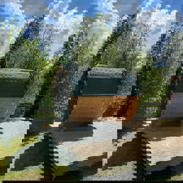 400cm Spruce Barrel Sauna | Thermowood | Terrace | Wood-Fired or Electric.