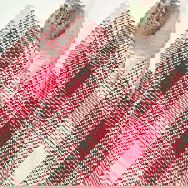 HOMESCAPES Walker Red Tartan Check Non-Slip 100% Wool Rug