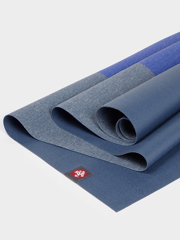 Manduka eKO SuperLite Travel 71" Standard Yoga Mat - Amethyst Stripe