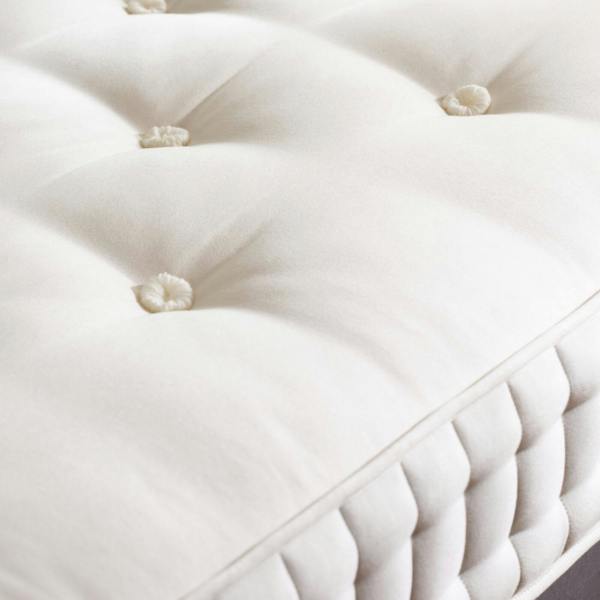 Harrison Spinks Natural 5750 Pocket Spring Mattress bedroom detail | Soak and Sleep