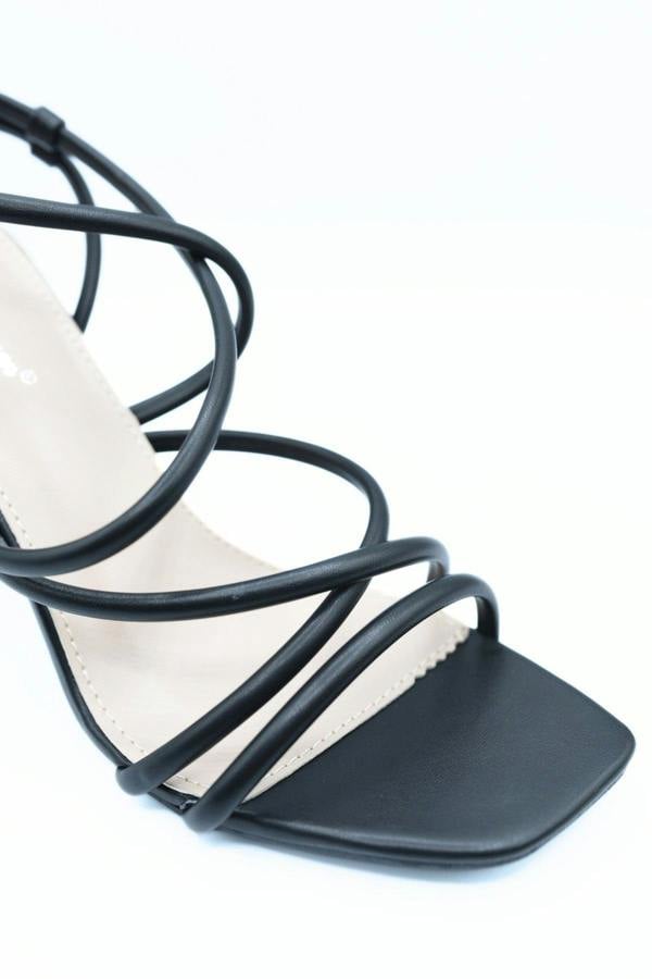 Linda Strappy Buckle Block High Heels - Black
