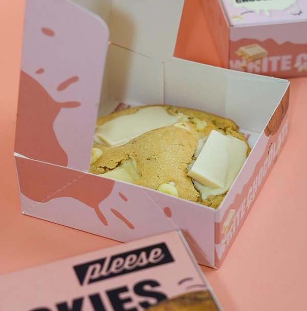 Pleese White Chocolate & Sea Salt Cookie