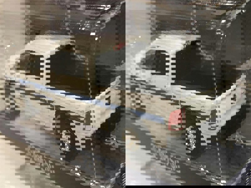 2018 ram 2500 white 1:64 scale greenlight 41100f